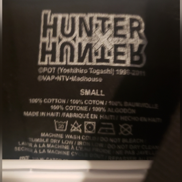 2/$25 🕷️ Hunter X Hunter Japanese Manga Anime tee - Picture 3 of 3